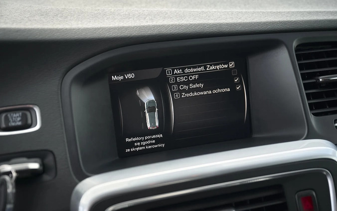 Volvo V60 cena 57800 przebieg: 207000, rok produkcji 2017 z Zawiercie małe 781